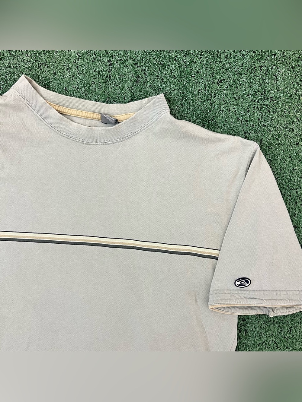 Vintage 90s Quiksilver Surfwear Short Sleeve Shirt Men’s Large Y2K Sleeve Hit